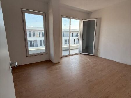 Appartamento in vendita 2+1+2 a Univers City