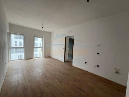 For sale, Apartment 2+1+2, Tirana Entry, Tirana.