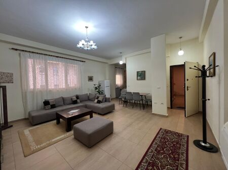 Affitto, Appartamento 2+1+2 Piazza Skënderbej