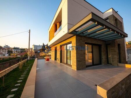 MODERN, INDIVIDUAL VILLA FOR RENT IN SAUK  