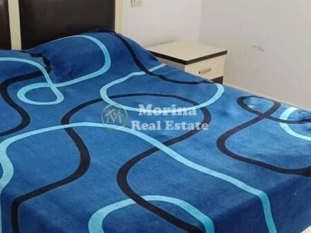 Vendita | Villa su 3 piani | Kombinat | 130000 €