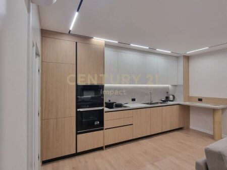 Apartment 2+1 For Rent in Komuna e Parisit, Medar Shtylla Street, Tirana - 900€!