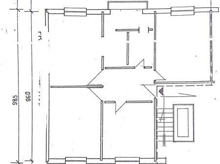  APPARTAMENTO ESCLUSIVO 3+1 IN VENDITA  Vendesi appartamento 3+1 in edificio esistente  93 m² netti  6° piano – ultimo piano  Via “Kongresi i Lushnjes”, dietro Mondiali  Pianta regolare  Illuminazione naturale  Zona molto richiesta e accessibile   Prezzo occasione 170000 euro non trattabile