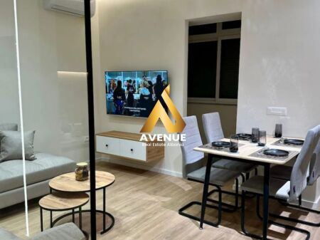 AFFITTASI APPARTAMENTO 2+1, VICINO ALLA VIA ELBASAN