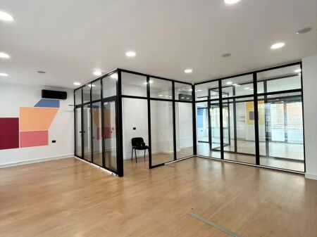  Office space for rent at Delijorgji Complex