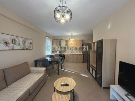 Affittasi Appartamento 2+1+2+ Posto Auto