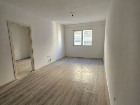 Appartamento 1+1 in Vendita – Complesso E-88, Via Dritan Hoxha
