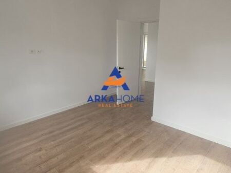 VENDESI APPARTAMENTO 3+1 PRESSO IL NUOVO MERCATO 339.000 EURO