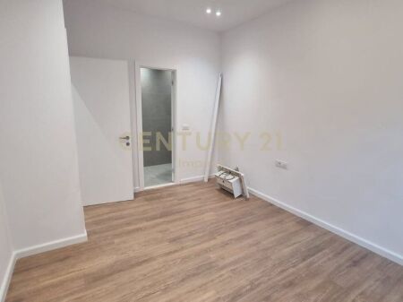 Appartamento 2+1+2 In Vendita Lago Secco