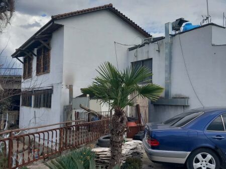 OCCASIONE, IMMOBILE IN AFFITTO, 1300 METRI QUADRATI, 300 METRI QUADRATI DI COSTRUZIONE E 1000 METRI QUADRATI DI TERRENO