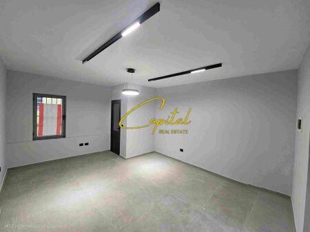 NEGOZIO IN AFFITTO 25 M2 MYSLYM SHYRI 60.000 LEKE