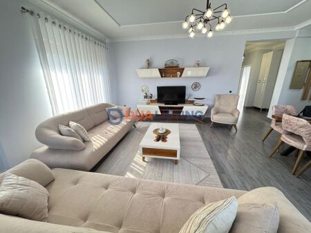 APARTMENT 3+1+2 WITH PARKING SPACE AVAILABLE NEAR THE BOTANICAL GARDEN !