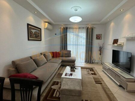 Rent, Apartment 2+1, Elbasanit Street