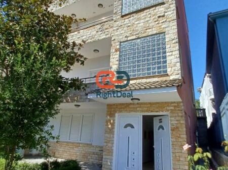 A Fresk, Villa su 4 Piani in Vendita, Ideale per Abitare o Investimento!!!