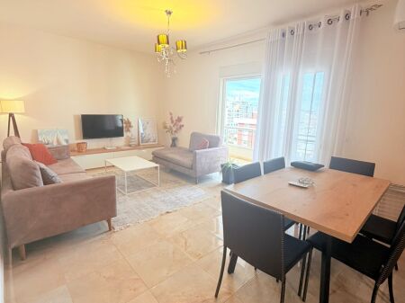 APPARTAMENTO 3+1+2 IN VENDITA EX QUARTIERE, DURRËS
