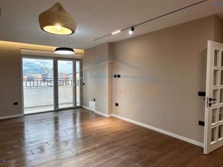 In vendita, Appartamento 2+1+2, Komuna e Parisit, Tirane