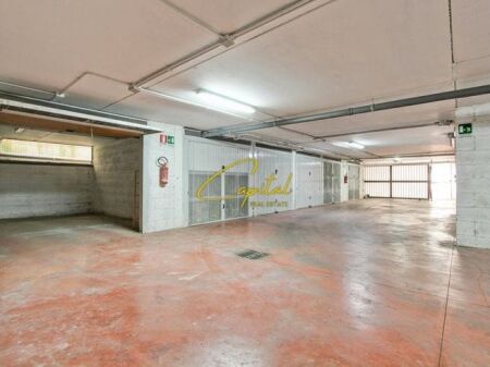 MAGAZZINO IN AFFITTO 80 M2 YZBERISHT 60.000 LEKE