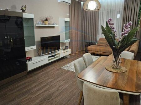 Rent, Apartment 2+1+2, Rrotondo, Astir !