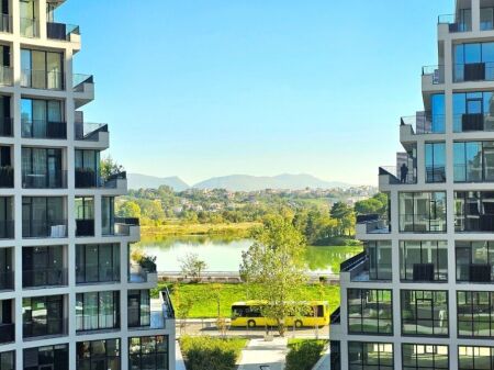 FOR RENT APARTMENT 2+1+2 WITH PARKING SPACE AT LAKE VIEW RESIDENCE !