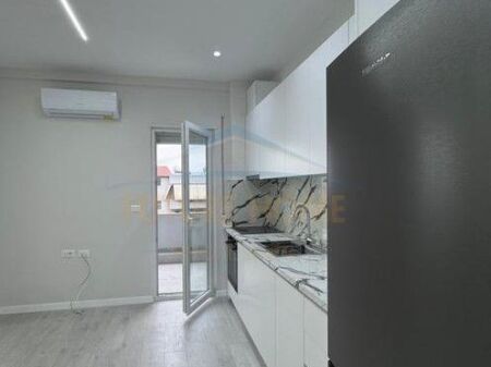 Rent, Apartment 1+1, Kodra e Priftit, Tirane .
