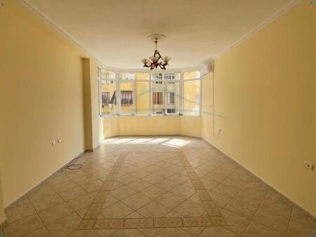For sale, Apartment 2+1+2, Komuna e Parisit, Tirane