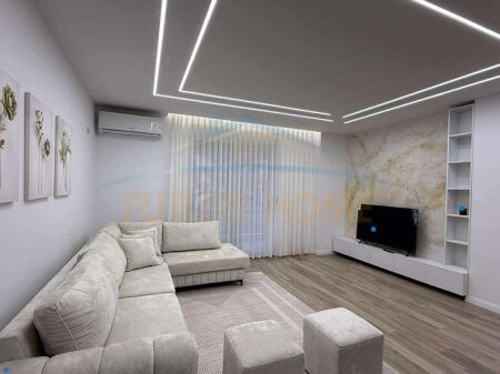 Vendesi Appartamento 2+1+2, Villa L, Tirana