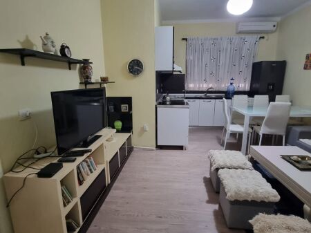 Private house 2+1 for rent at 21 Dhjetori