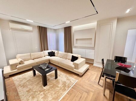 Luxury apartment 2+1+Parking space for rent at Pazari i Ri
