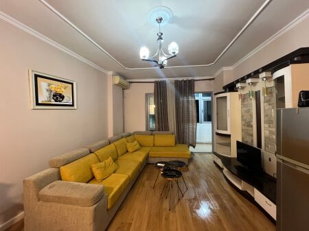 For rent 1+1 77 m2 near New Bazaar 600 