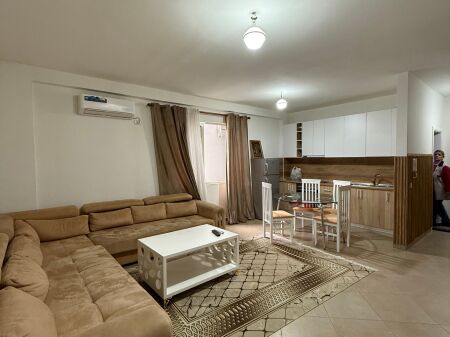 Apartment 2+1 for rent – Tom Doshi Complex
