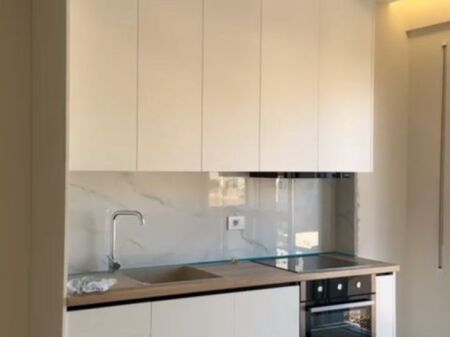 OFFICE FOR RENT 30 M2 5 MAY 30,000 LEKE