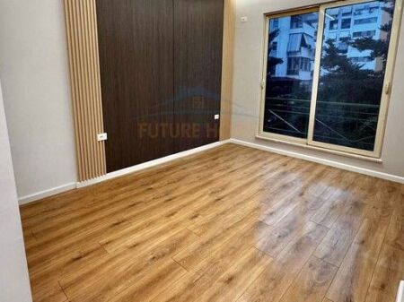 In vendita, Appartamento 2+1 Nuovo Anello, Tirana !!