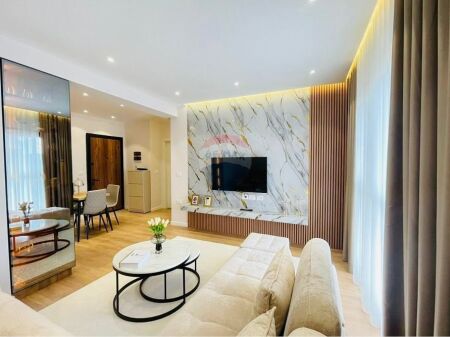 Apartment 1+1 Kinostudio