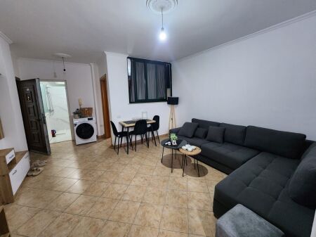 JEPET ME QERA APARTAMENT 1+1 NE PLAZH
