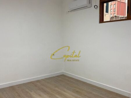LOCALE COMMERCIALE IN AFFITTO 30 M2 MYSLYM SHYRI 37.000 LEKE