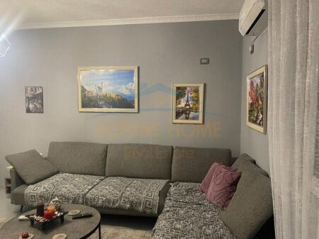 Shitet, Apartament 2+1, Misto Mame.