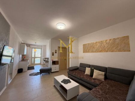 FOR RENT 1+1 APARTMENT AT THE BEACH, DURRES !!