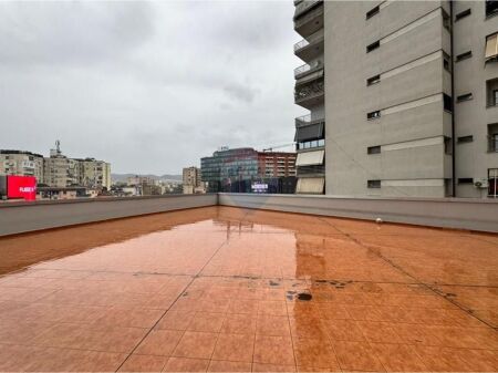 Balcone in Affitto per Pubblicità