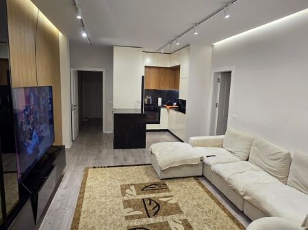  Apartment 1+1 for rent  Kinostudio – Aleksandër Moisiu Street   7th floor (building without elevator)  Fully furnished  Price: 500 € / month  Apartment suitable for couple or individual, in a quiet area with easy access.   Contact for more information.