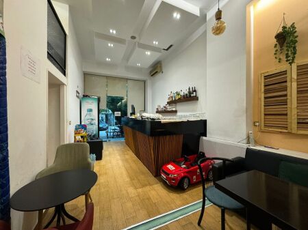  LOCALE IN VENDITA – Piazza Wilson