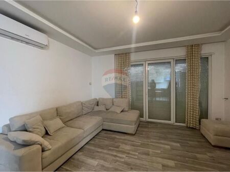 Appartamento 2+1+2 in vendita ad Astir