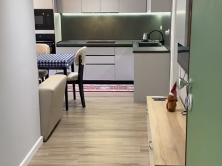 Apartament 2+1, Pazari i Ri!