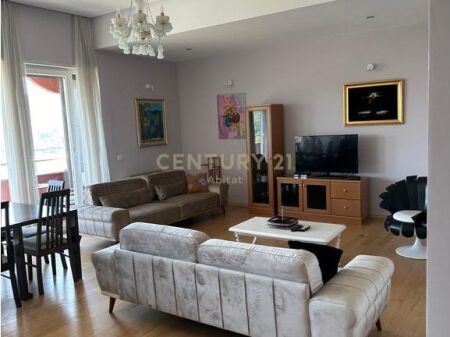 Luxury apartment 190 m² for rent in the Nobis Complex area, near the Artificial Lake of Tirana.