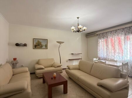 Eskluzive Apartament 2+1+2 me qera – Bllok