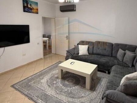 Rent, Apartment 1+1+parking space, 5 Maji Street, Tirana