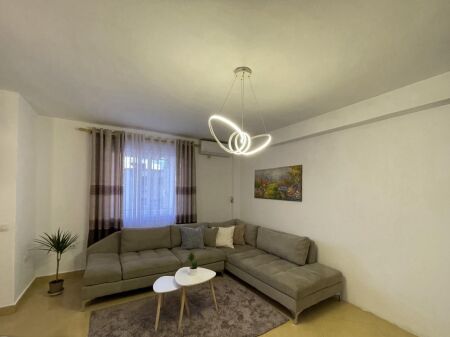 Apartment 2+1 Skënderbej Square – near the National Gallery of Arts