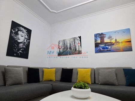 Apartment 1+1 for rent near the Red School in Tirana