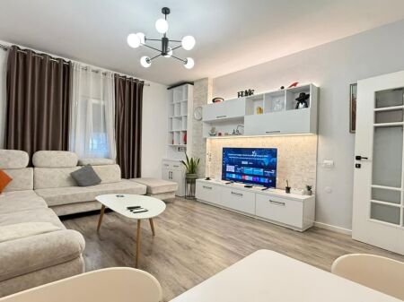 Apartment 2+1 for rent near the Train Station!