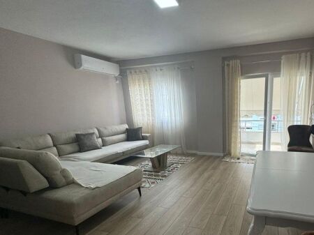 2+1 House for Rent in Fresku, Tirana