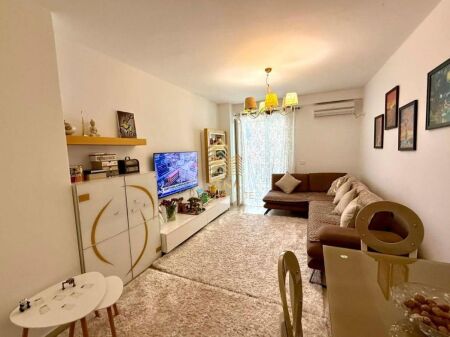 Shitet Apartament 2+1+2+Blk, Kompleksi Ana, 212.000 Euro